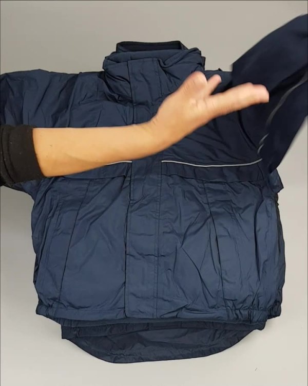 Фотография  311 - Куртки СПОРТ СТОК дети#10 кг , Лот№ 2642 оптом в Йошкар-Оле и республике Марий Эл