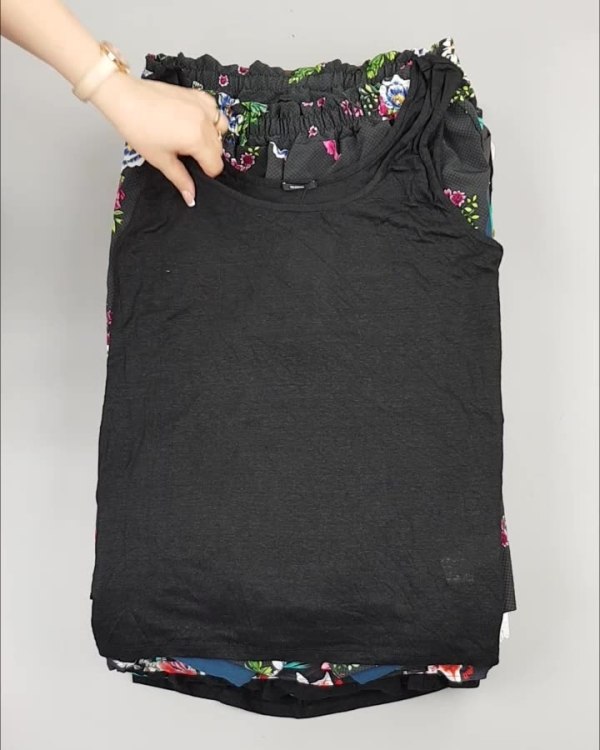 Фотография  986 - CALZEDONIA лето mix#50 шт, ЛОТ №4073 оптом в Йошкар-Оле и республике Марий Эл