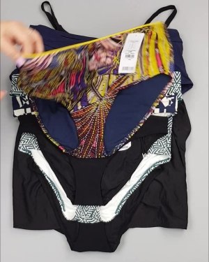 Фотография  721 - Купальники Chantelle#30 шт, ЛОТ №4410 оптом в Йошкар-Оле и республике Марий Эл