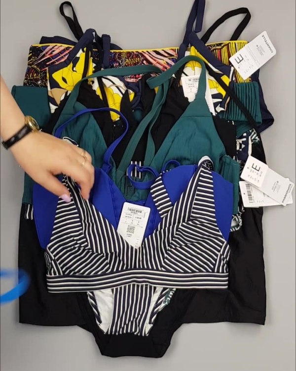 Фотография  840 - Купальники Chantelle#30 шт, ЛОТ №4410 оптом в Йошкар-Оле и республике Марий Эл