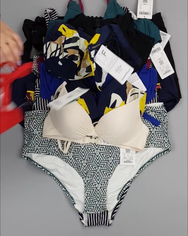 Фотография  638 - Купальники Chantelle#23 шт, ЛОТ №4412 оптом в Йошкар-Оле и республике Марий Эл