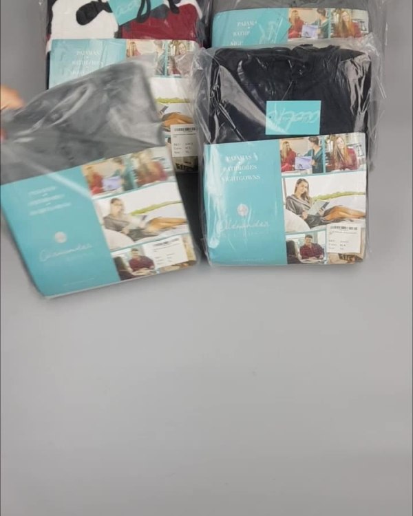 Фотография  310 - Халаты, комбинезоны (семейный) СТОК CAN#10 кг, ЛОТ №4452 оптом в Йошкар-Оле и республике Марий Эл