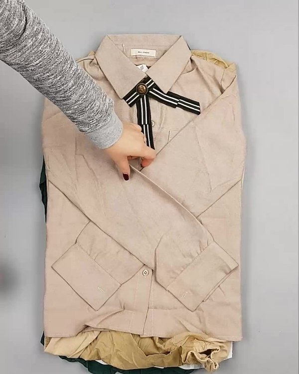 Фотография  977 - Блузки Корея#20 шт, ЛОТ №5622 оптом в Йошкар-Оле и республике Марий Эл