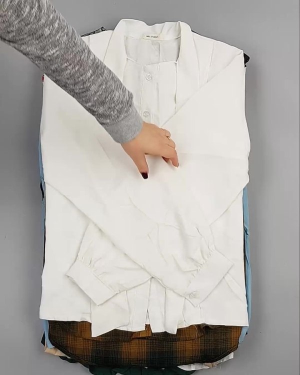 Фотография  555 - Блузки Корея#20 шт, ЛОТ №5622 оптом в Йошкар-Оле и республике Марий Эл