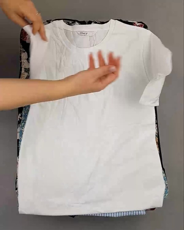 Фотография  668 - BESTSELLER WOMEN Summer mix#15 кг, ЛОТ №6017 оптом в Йошкар-Оле и республике Марий Эл