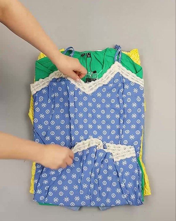 Фотография  900 - BESTSELLER WOMEN Summer mix#15 кг, ЛОТ №6020 оптом в Йошкар-Оле и республике Марий Эл