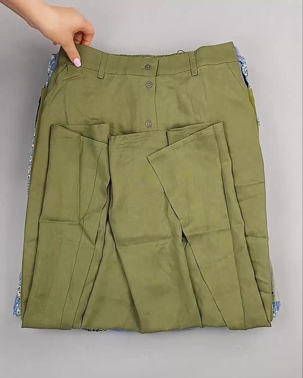 Фотография  752 - Юбки Bestseller 44#5 кг, ЛОТ №6119 оптом в Йошкар-Оле и республике Марий Эл