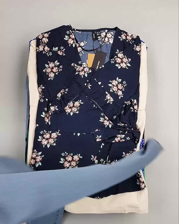 Фотография  690 - DK, Bestseller Summer mix#50 кг, ЛОТ №6186 оптом в Йошкар-Оле и республике Марий Эл