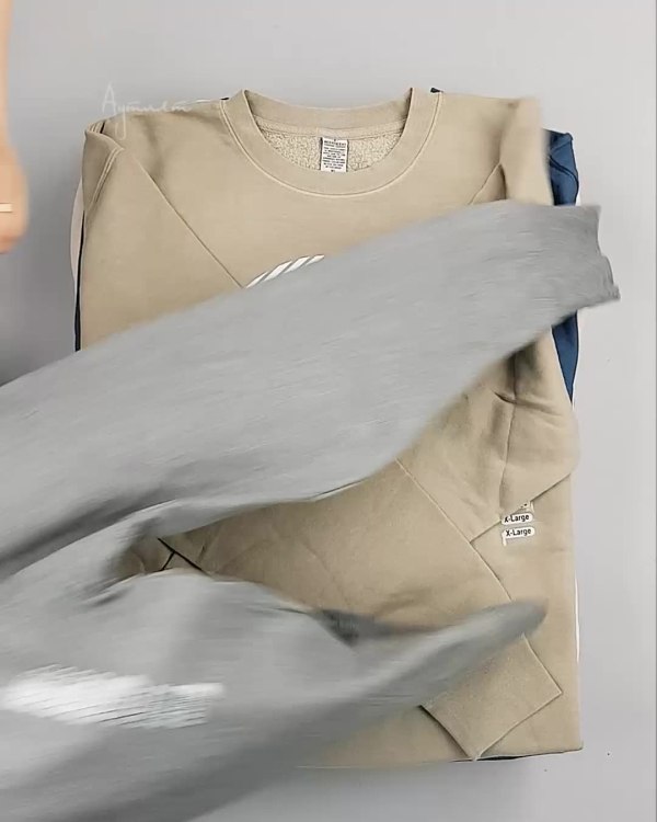 Фотография  200 - Толстовки СТОК CAN#15 кг, ЛОТ №6268 оптом в Йошкар-Оле и республике Марий Эл