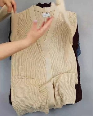 Фотография  403 - Кардиганы СТОК CAN#10 кг, ЛОТ №6474 оптом в Йошкар-Оле и республике Марий Эл