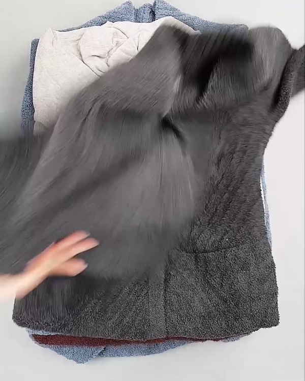 Фотография  646 - Кардиганы СТОК CAN#10 кг, ЛОТ №6474 оптом в Йошкар-Оле и республике Марий Эл