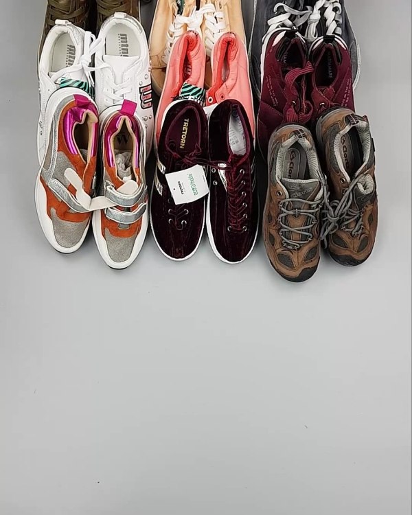 Фотография  229 - Кроссовки СТОК лето#10,9 кг, ЛОТ №6560 оптом в Йошкар-Оле и республике Марий Эл