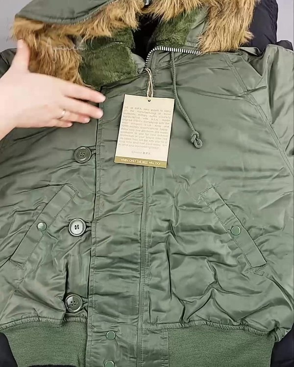 Фотография  481 - Верхняя одежда Англия СТОК #10 кг, ЛОТ №6727 оптом в Йошкар-Оле и республике Марий Эл