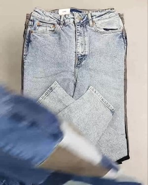 Фотография  970 - Джинсы женские Дания#10 кг, ЛОТ №6762 оптом в Йошкар-Оле и республике Марий Эл