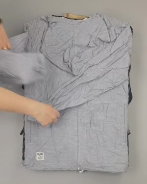 Фотография  375 - А 92602 Ветровки женские (Light Zipper jackets)#25 кг оптом в Йошкар-Оле и республике Марий Эл