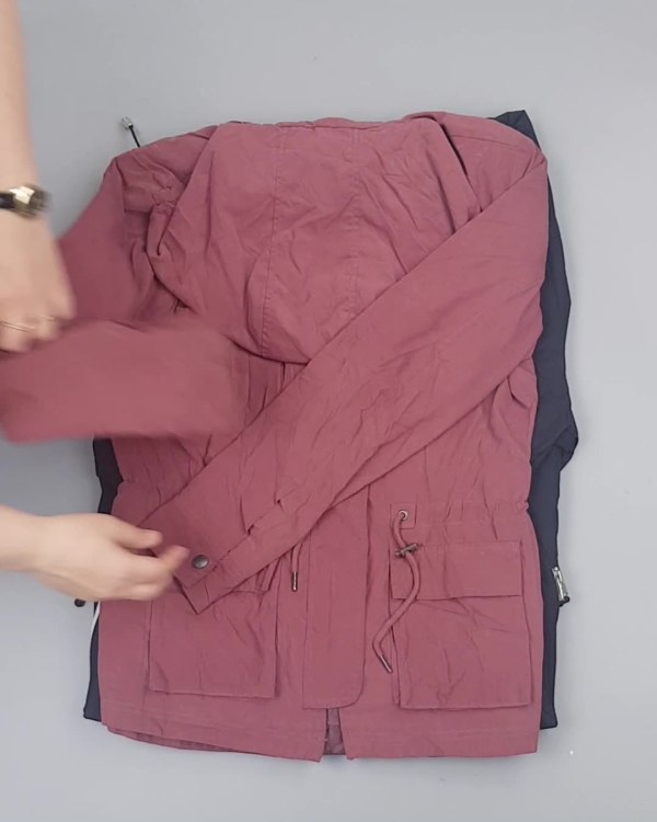 Фотография  510 - А 92602 Ветровки женские (Light Zipper jackets)#25 кг оптом в Йошкар-Оле и республике Марий Эл