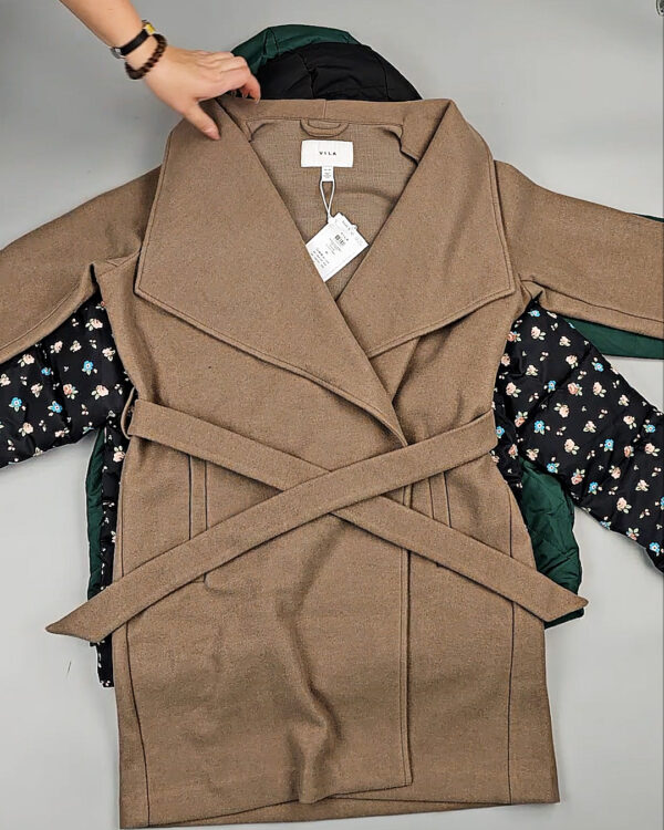 Фотография  685 - Верхняя одежда VILA#10 кг, ЛОТ №6824 оптом в Йошкар-Оле и республике Марий Эл