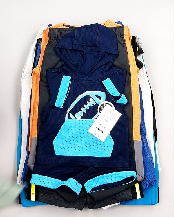 Фотография  853 - Спортивные костюмы дети CAN#6 кг оптом в Йошкар-Оле и республике Марий Эл