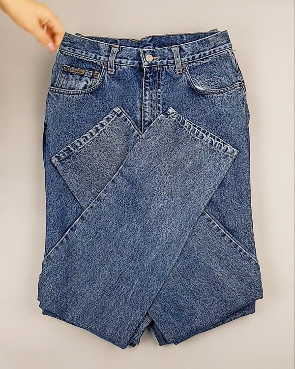 Фотография  336 - Джинсы CALVIN KLEIN муж #8,1 кг, ЛОТ №7022 оптом в Йошкар-Оле и республике Марий Эл