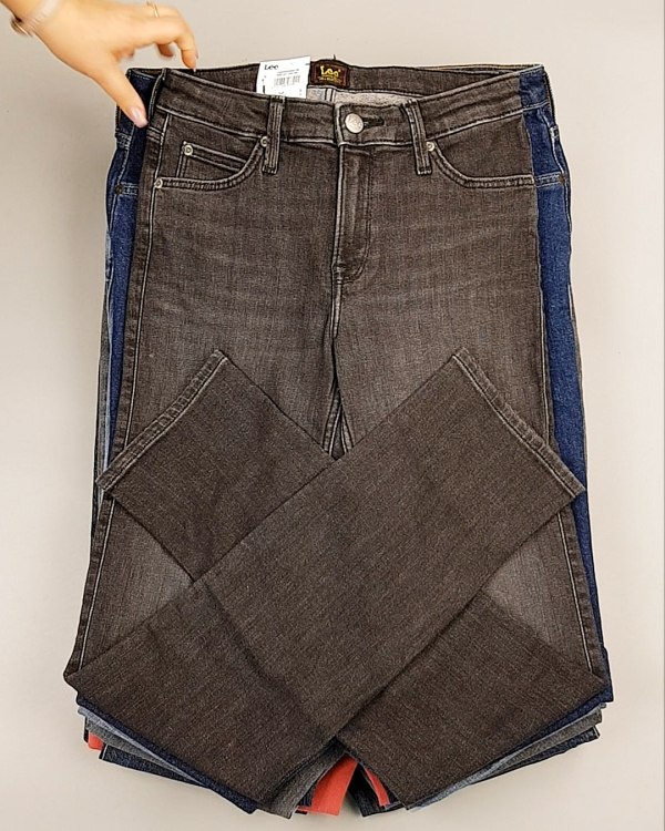 Фотография  884 - Джинсы LEE м/ж#7,9 кг, ЛОТ №7032 оптом в Йошкар-Оле и республике Марий Эл