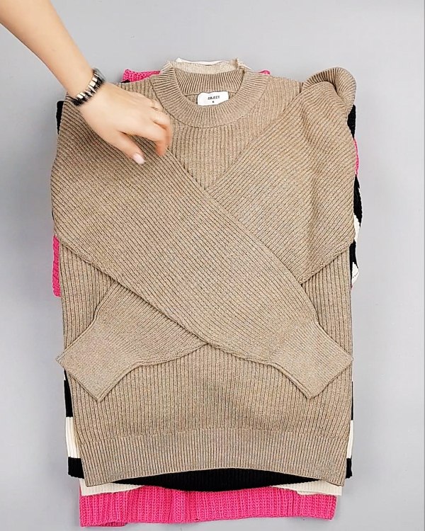 Фотография  878 - Джемпера Bestseller 104#7 кг, ЛОТ №7227 оптом в Йошкар-Оле и республике Марий Эл