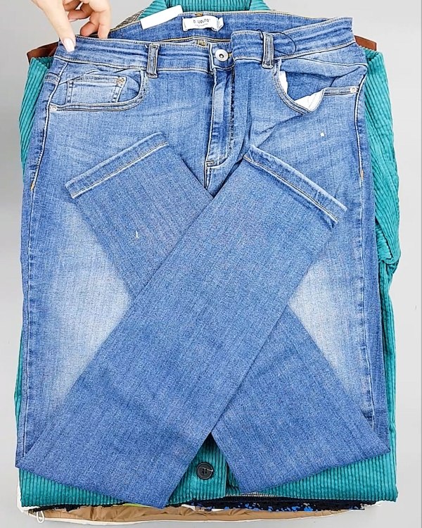 Фотография  649 - B.YOUNG Winter mix 104#15 кг, ЛОТ №7171 оптом в Йошкар-Оле и республике Марий Эл