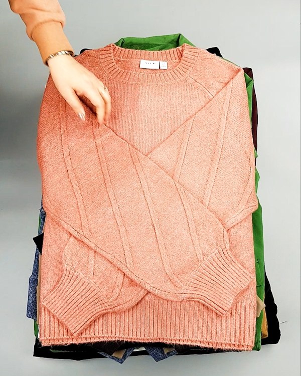 Фотография  885 - Bestseller Winter В mix 114#15 кг, ЛОТ №7374 оптом в Йошкар-Оле и республике Марий Эл