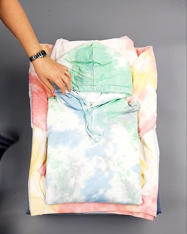 Фотография  466 - HOODIE CAN 084#10 кг, ЛОТ №7426 оптом в Йошкар-Оле и республике Марий Эл