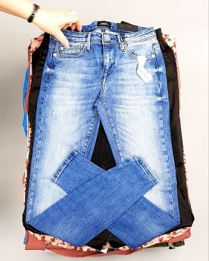 Фотография  247 - Bestseller Summer mix 104#15 кг, ЛОТ №7495 оптом в Йошкар-Оле и республике Марий Эл