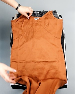 Фотография  300 - Bestseller Summer mix 104#15 кг, ЛОТ №7493 оптом в Йошкар-Оле и республике Марий Эл