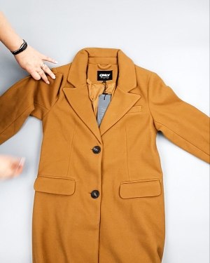 Фотография  875 - Пальто Bestseller 104#10,5 кг, ЛОТ №7559 оптом в Йошкар-Оле и республике Марий Эл