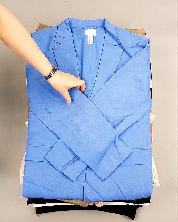 Фотография  699 - 12191 H&M mix textil 1224#25 кг, ЛОТ №7489 оптом в Йошкар-Оле и республике Марий Эл