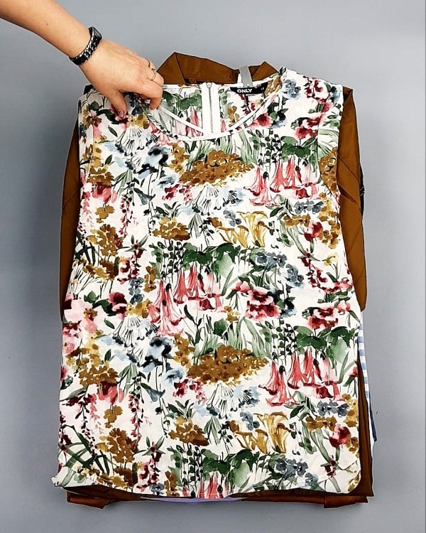 Фотография  130 - Bestseller Summer mix 104#15 кг, ЛОТ №7491 оптом в Йошкар-Оле и республике Марий Эл