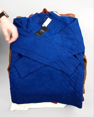 Фотография  145 - Джемпера СТОК CAN 084#7 кг, ЛОТ №7651 оптом в Йошкар-Оле и республике Марий Эл