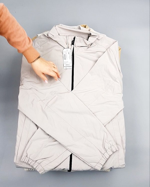 Фотография  273 - Верхняя одежда весна TOM TAILOR 124#7,1 кг, ЛОТ №7580 оптом в Йошкар-Оле и республике Марий Эл