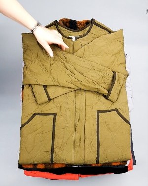 Фотография  708 - Верхняя одежда AMAZON жен 015#10 кг, ЛОТ №7712 оптом в Йошкар-Оле и республике Марий Эл