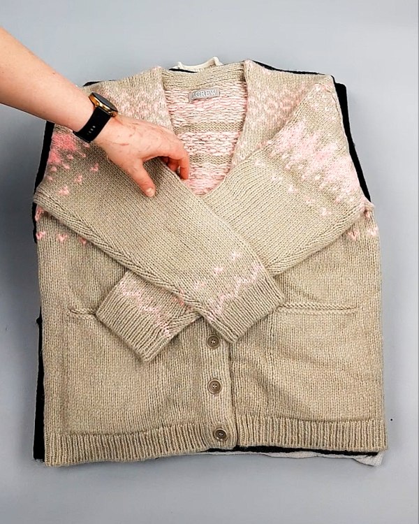 Фотография  305 - Джемпера СТОК CAN 084#7 кг, ЛОТ №7649 оптом в Йошкар-Оле и республике Марий Эл