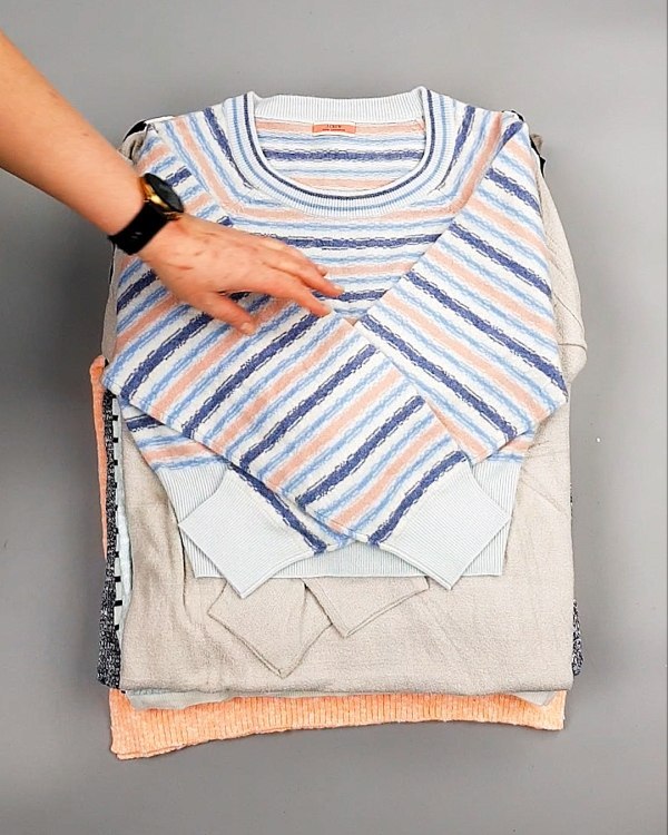 Фотография  335 - Джемпера легкие СТОК CAN 084#7 кг, ЛОТ №7635 оптом в Йошкар-Оле и республике Марий Эл