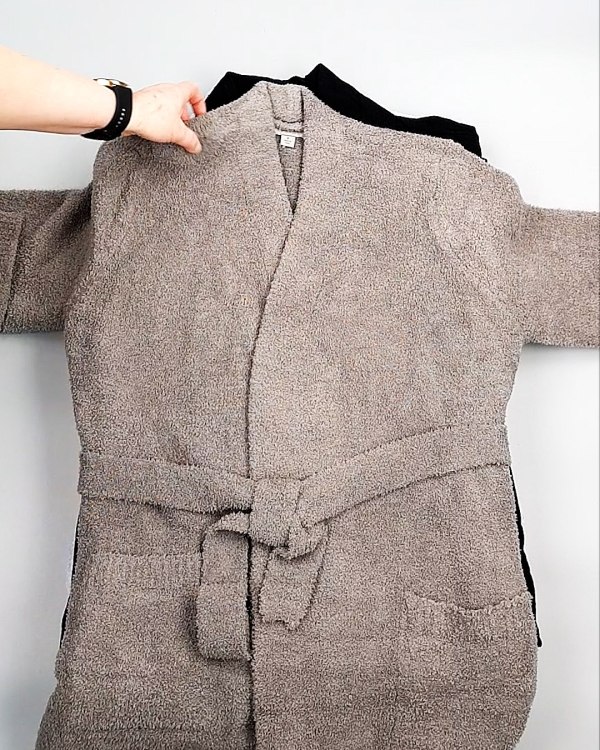 Фотография  648 - Кардиганы СТОК CAN 084#7 кг, ЛОТ №7671 оптом в Йошкар-Оле и республике Марий Эл