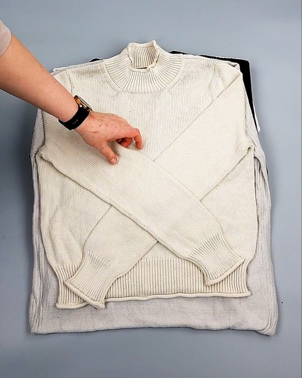 Фотография  800 - Джемпера СТОК CAN 084#7 кг, ЛОТ №7649 оптом в Йошкар-Оле и республике Марий Эл