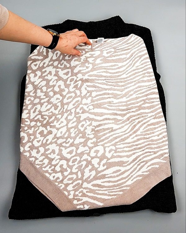 Фотография  707 - Джемпера СТОК CAN 084#7 кг, ЛОТ №7648 оптом в Йошкар-Оле и республике Марий Эл