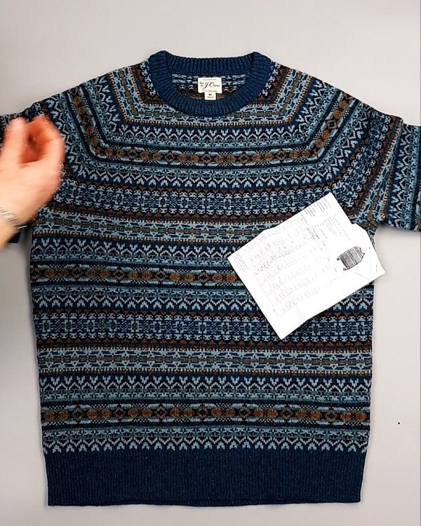 Фотография  337 - Джемпера СТОК CAN 084#7 кг, ЛОТ №7650 оптом в Йошкар-Оле и республике Марий Эл