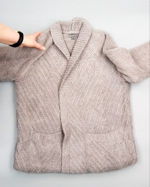 Фотография  318 - Кардиганы СТОК CAN 084#7 кг, ЛОТ №7673 оптом в Йошкар-Оле и республике Марий Эл