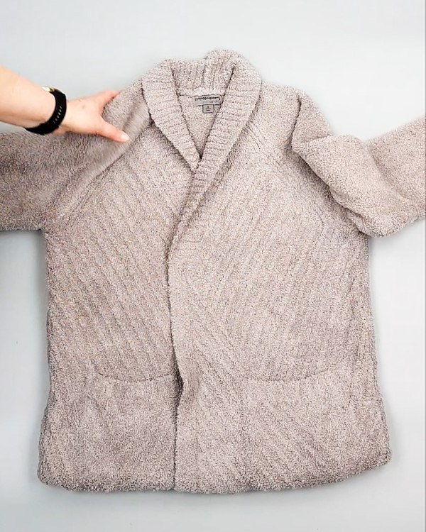 Фотография  312 - Кардиганы СТОК CAN 084#7 кг, ЛОТ №7673 оптом в Йошкар-Оле и республике Марий Эл