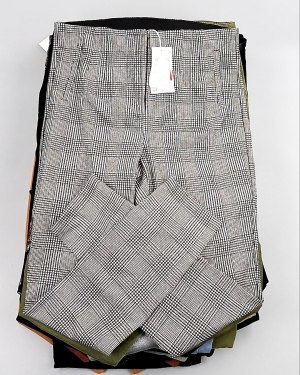 Купить Брюки женские лето C&A 025#10 кг, ЛОТ №7893 оптом в Йошкар-Оле и республике Марий Эл