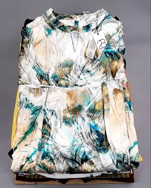 Купить DK, Bestseller + Summer mix#15 кг, ЛОТ №7926 оптом в Йошкар-Оле и республике Марий Эл