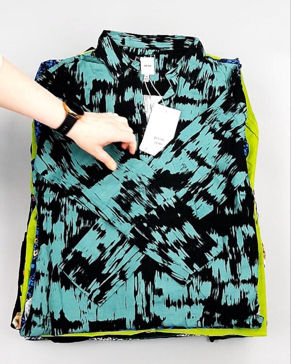 Фотография  705 - Блузки Bestseller+DK 035#5 кг, ЛОТ №8096 оптом в Йошкар-Оле и республике Марий Эл