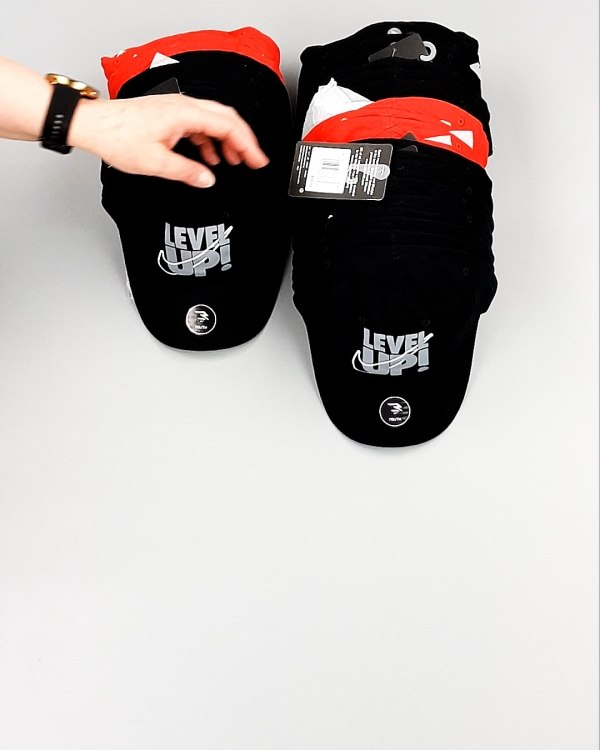 Фотография  715 - Кепки детские CAN 084#5 кг, ЛОТ №7966 оптом в Йошкар-Оле и республике Марий Эл