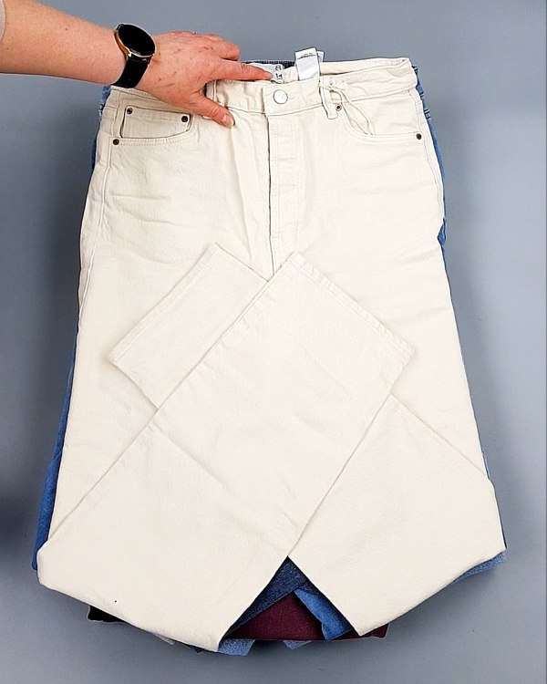 Фотография  215 - Джинсы NEXT Women#10 кг, ЛОТ №8034 оптом в Йошкар-Оле и республике Марий Эл