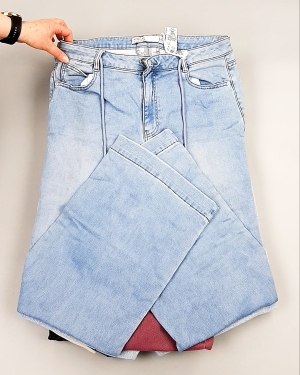 Фотография  397 - Джинсы NEXT Women#10 кг, ЛОТ №8034 оптом в Йошкар-Оле и республике Марий Эл